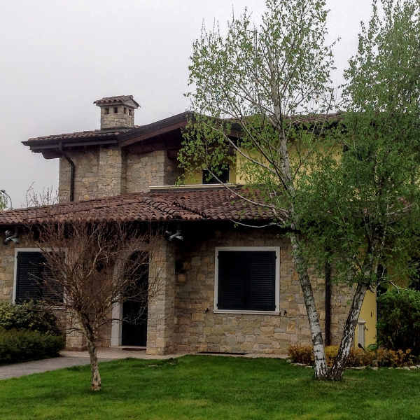 Artigiani Pietra Credaro - Realizzazione rivestimenti in Pietra di Credaro posa a secco